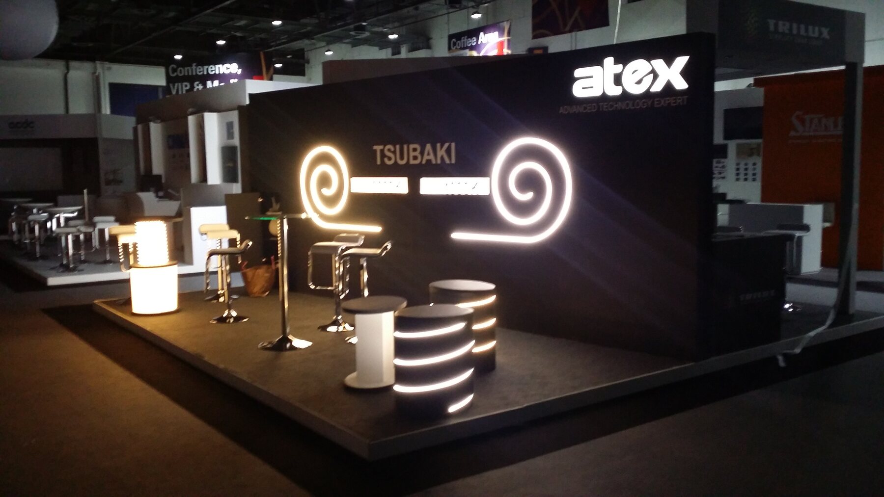 Tsubaki exhibition environment